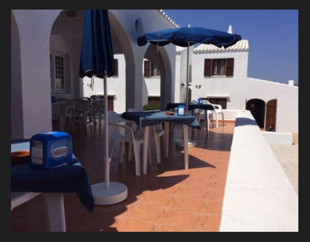 Apartamentos Sa Cala Cala Morell Esterno foto