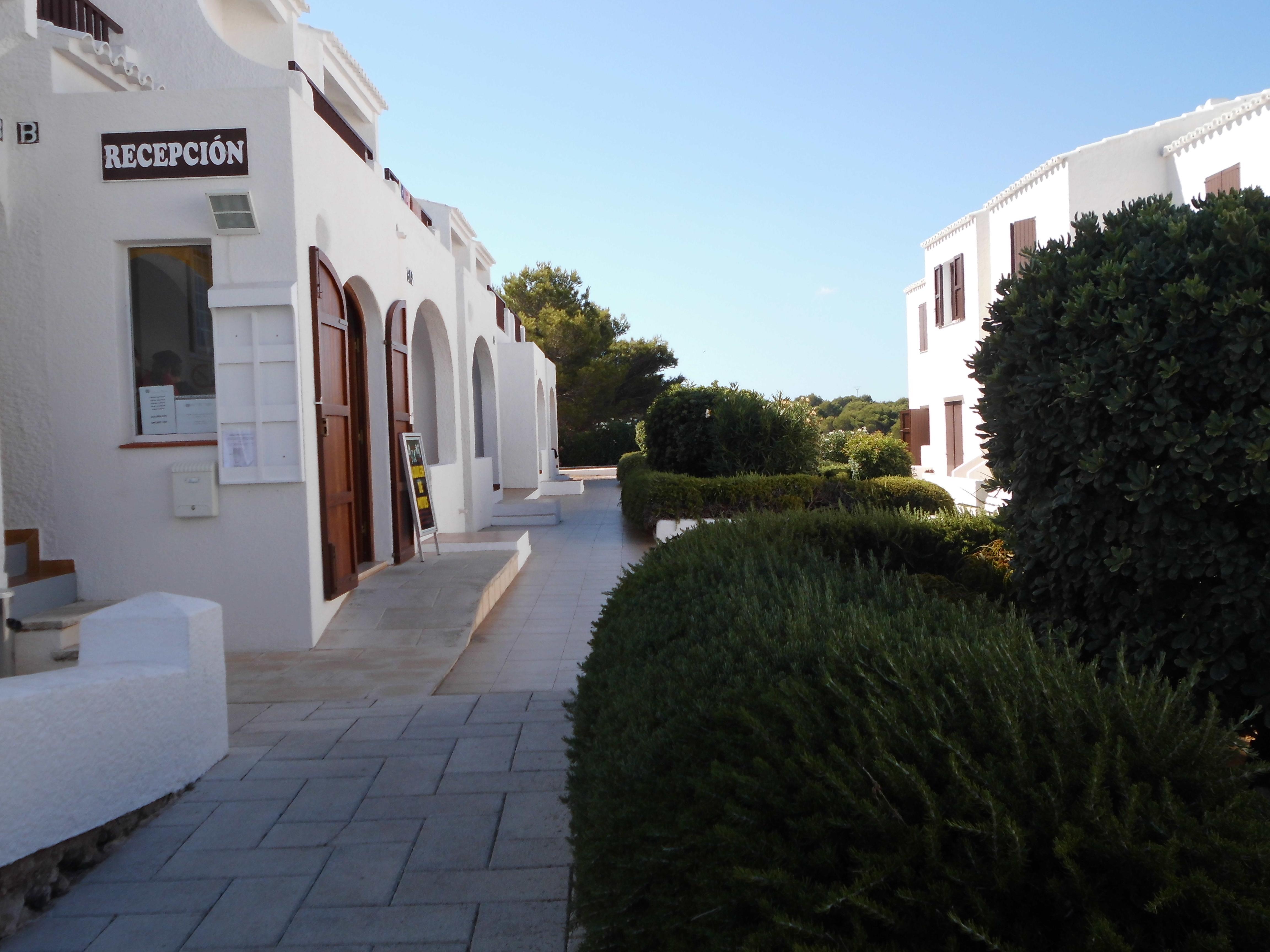 Apartamentos Sa Cala Cala Morell Esterno foto