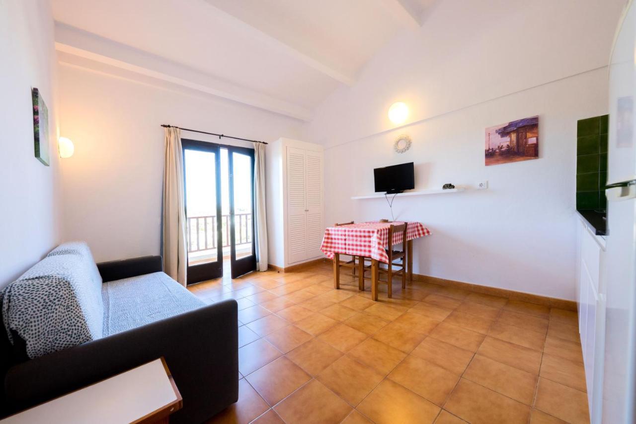 Apartamentos Sa Cala Cala Morell Esterno foto