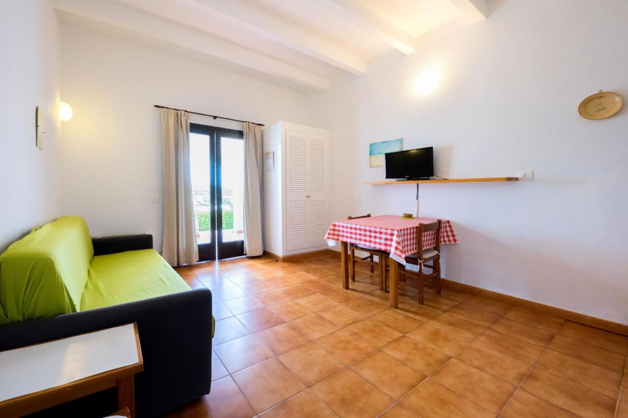 Apartamentos Sa Cala Cala Morell Esterno foto