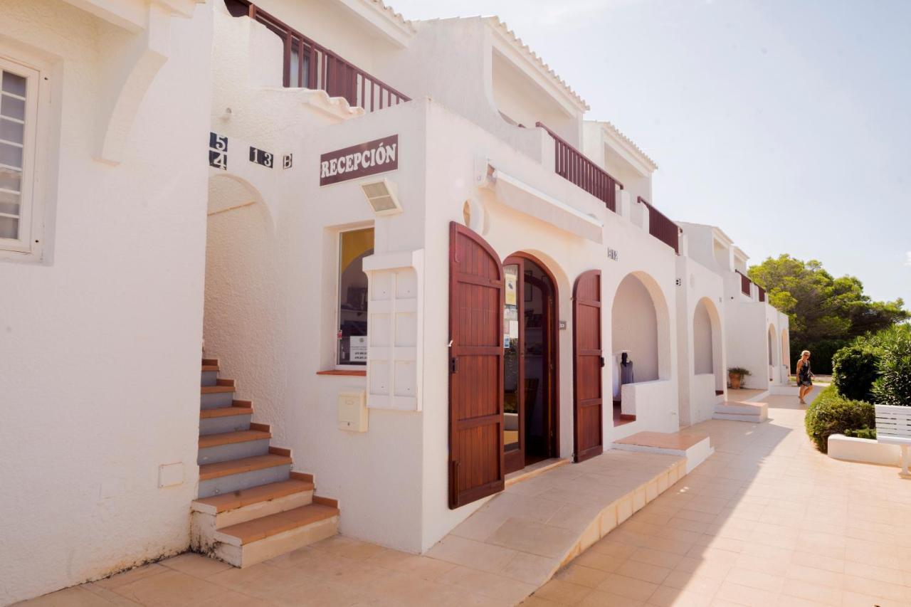 Apartamentos Sa Cala Cala Morell Esterno foto