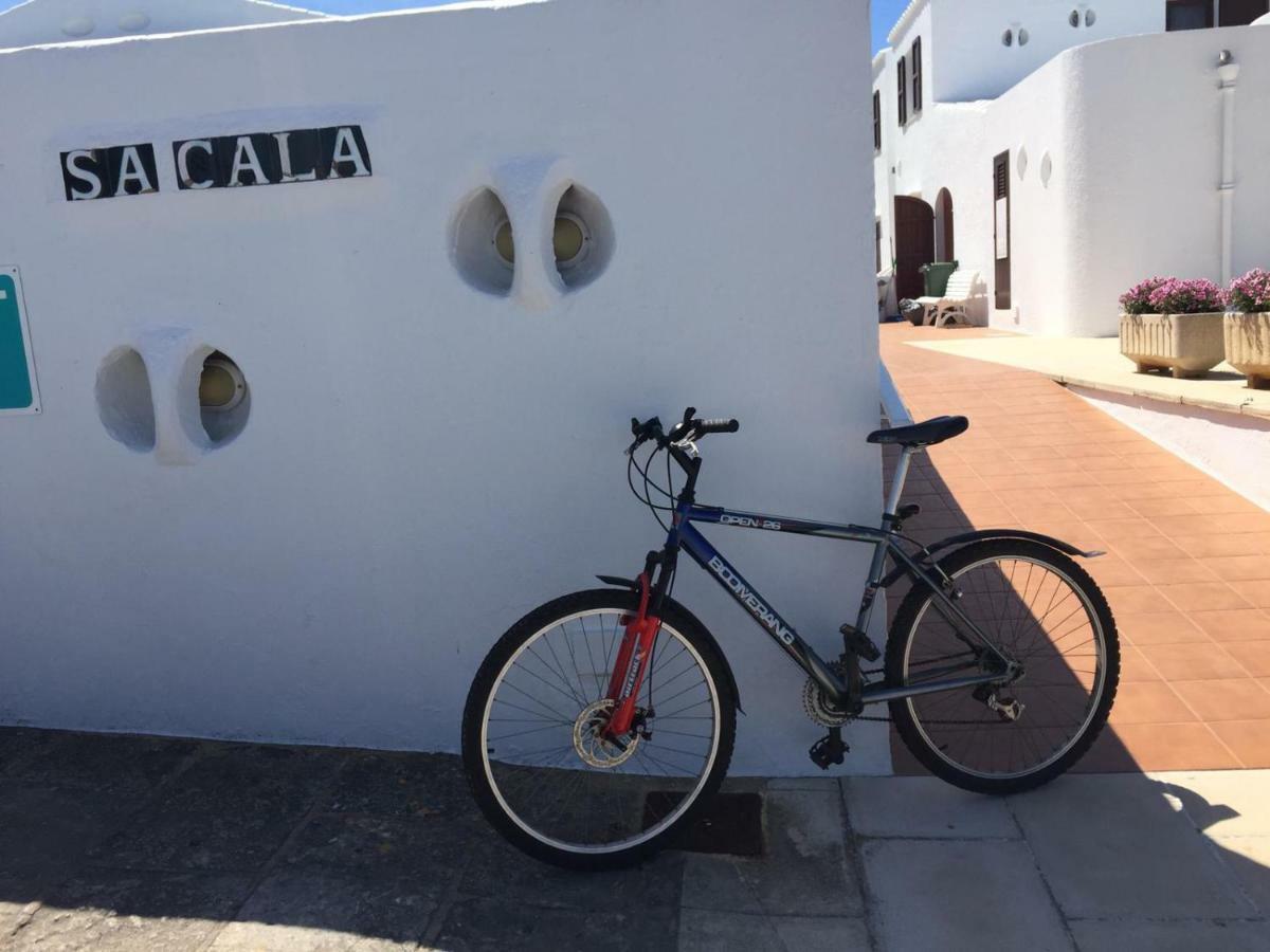 Apartamentos Sa Cala Cala Morell Esterno foto
